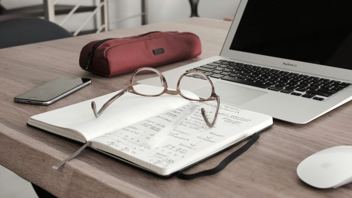 Consultants page header image